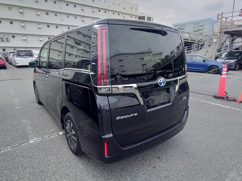 Toyota Esquire