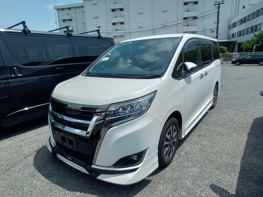 Toyota Esquire