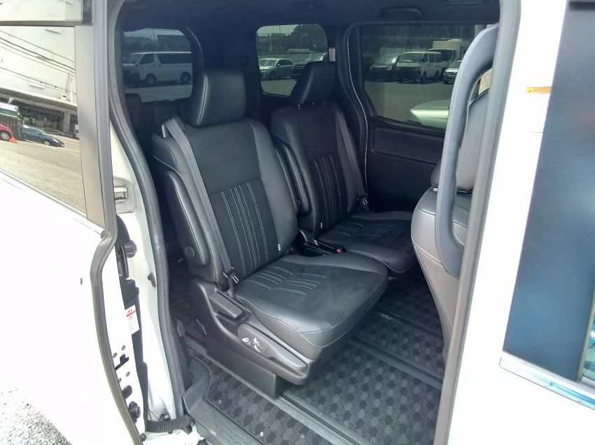 Toyota Esquire