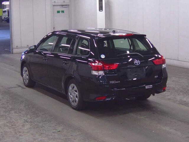 Toyota Fielder