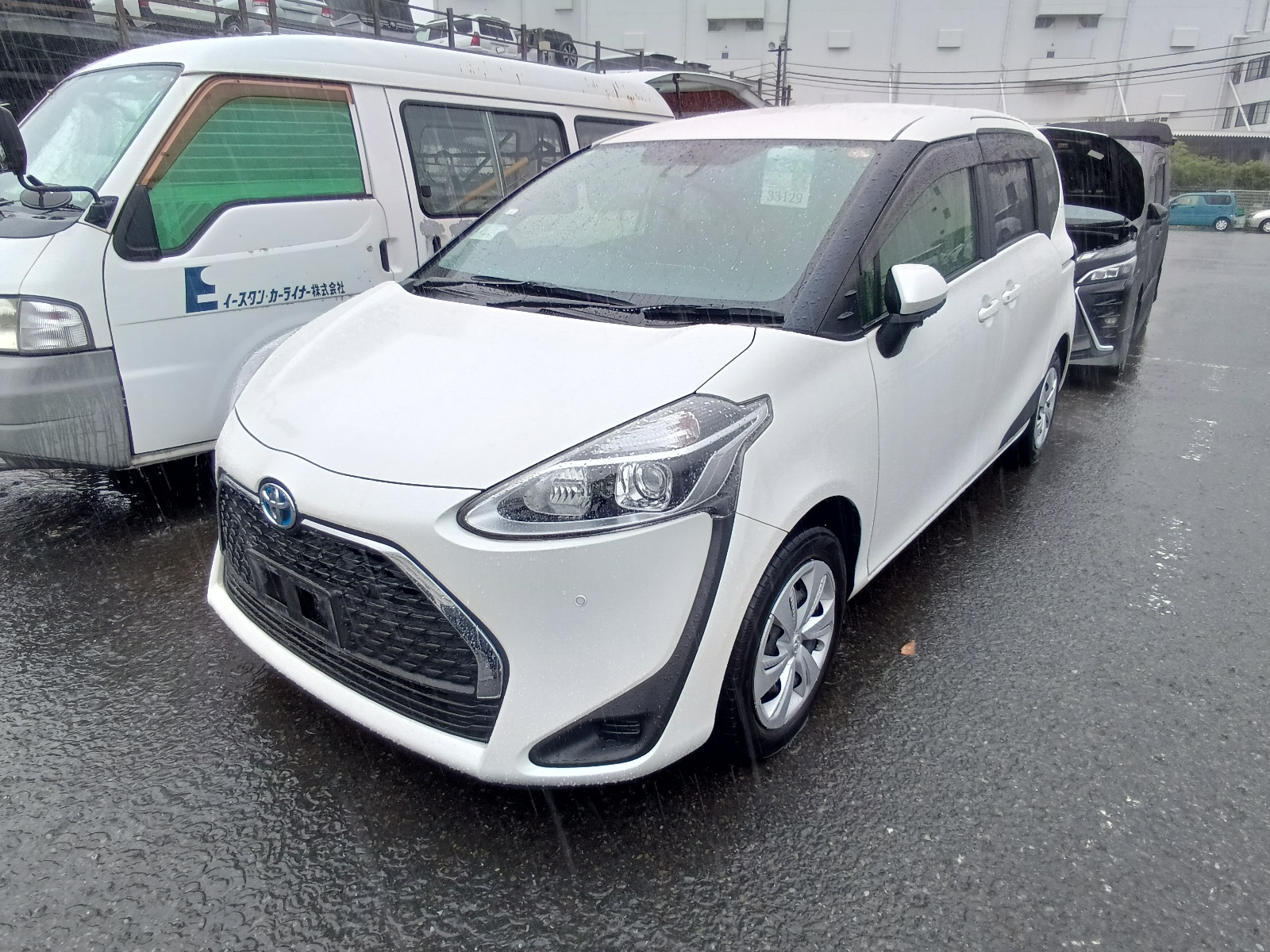 Toyota Sienta